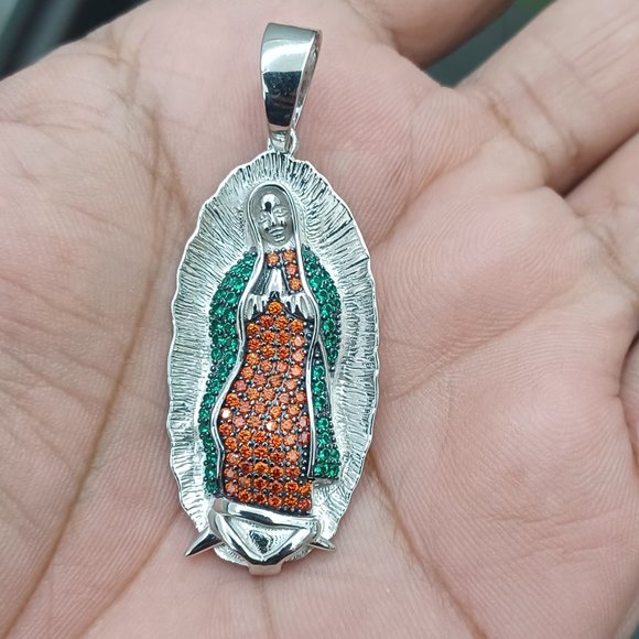 925 Sterling Silver Pendant